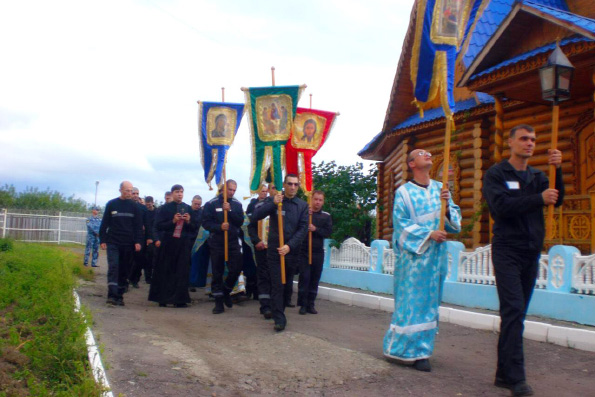 Храм Рождества Богородицы в исправительной колонии №5 отметил престольный праздник