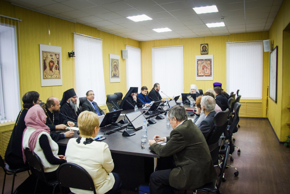 Митрополит Феофан возглавил заседание Ученого совета Казанской духовной семинарии