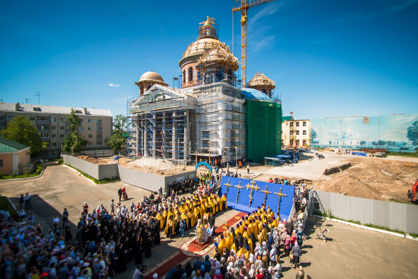 http://www.tatmitropolia.ru/www/news2018/6/_KZN6488_595.jpg