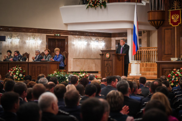 Представитель Татарстанской митрополии присутствовал на ежегодном послании Президента Татарстана Государственному Совету республики