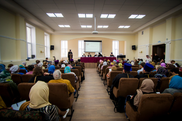 Митрополит Феофан возглавил III Съезд православных педагогов Татарстанской митрополии