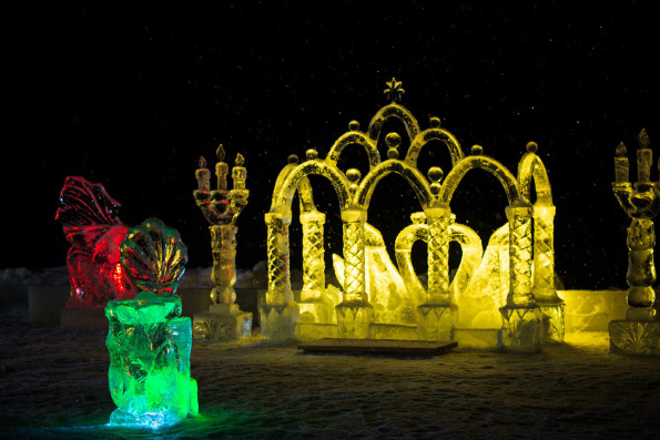 В Раифском монастыре появились снежные скульптуры и ледовый городок