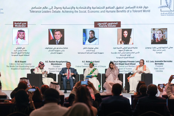 На Всемирном саммите толерантности в Дубае Президент Татарстана отметил стабилизирующую роль Православной Церкви в республике