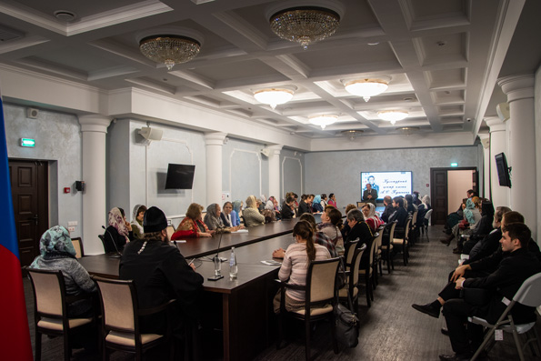 В Казани участники региональных Рождественских чтений обсудили духовно-патриотическое воспитание детей и подростков