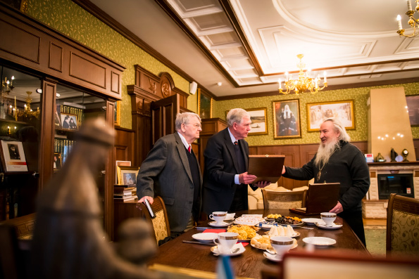 Глава Татарстанской митрополии принял делегацию врачей из США