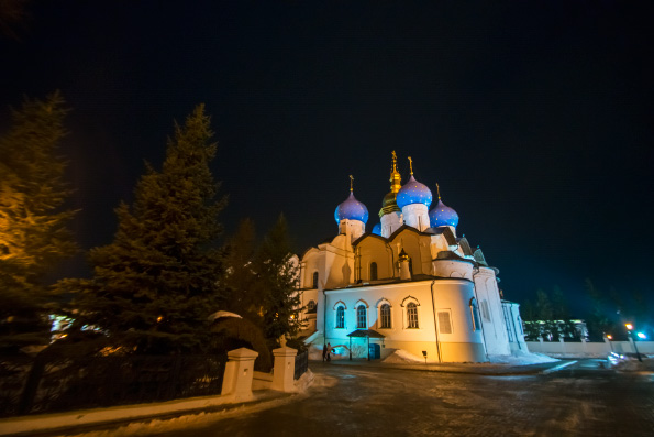 Митрополит Феофан совершил вечерню с чином прощения в Благовещенском соборе Казани