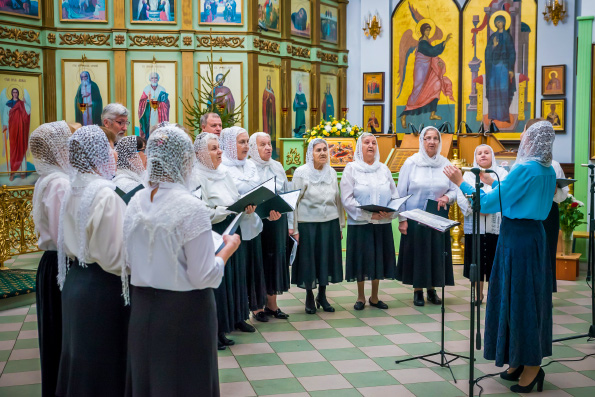 Прихожане казанского храма преподобного Серафима Саровского посетили с концертом центр социальной адаптации