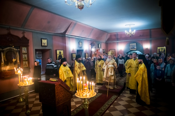 В канун Недели Торжества Православия митрополит Феофан возглавил всенощное бдение в Кизическом монастыре Казани