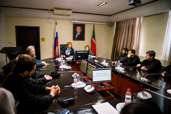 Руководство Министерства труда, занятости и социальной защиты РТ и представители социально ориентированных организаций Татарстанской митрополии обсудили планы совместной работы