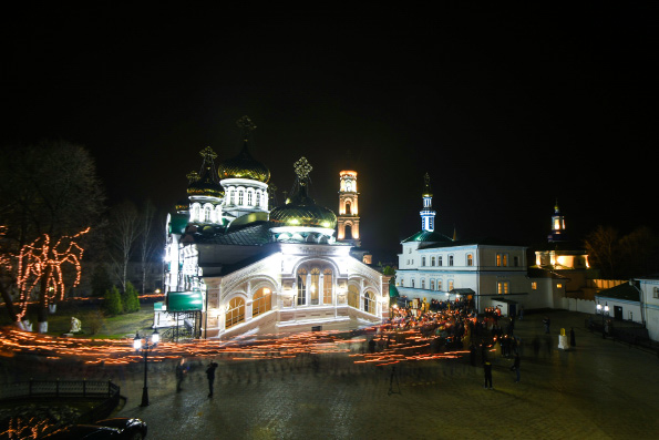 В праздник Пасхи Христовой митрополит Феофан возглавил богослужение в Раифском монастыре