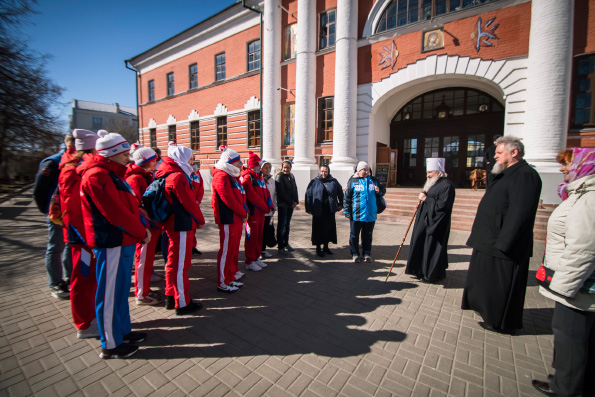 Глава Татарстанской митрополии принял членов сборной России по синхронному плаванию