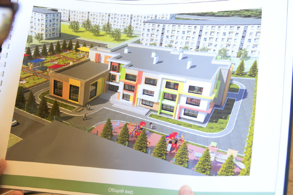 Митрополит Феофан посетил строительную площадку православного детского сада в Казани