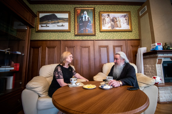 На встрече с руководителем управления ЗАГС РТ глава Татарстанской митрополии обсудил вопросы поддержки института семьи