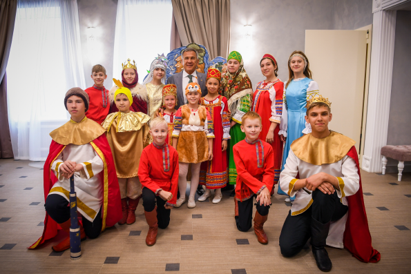 Воспитанники православной театральной студии приветствовали Президента Татарстана в Культурном центре им. Александра Пушкина