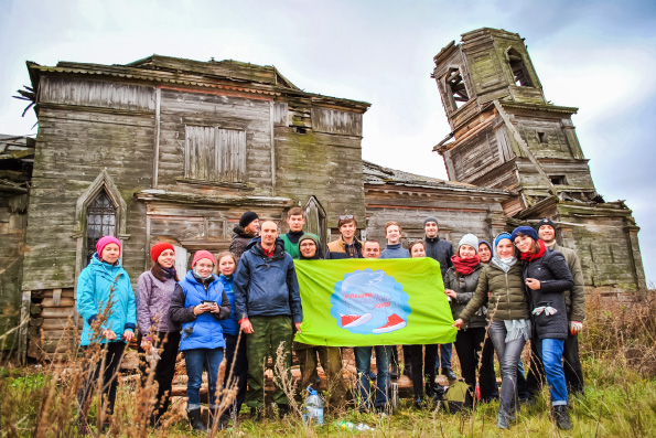 Православная молодежь Казани потрудилась в заброшенном храме села Люткино