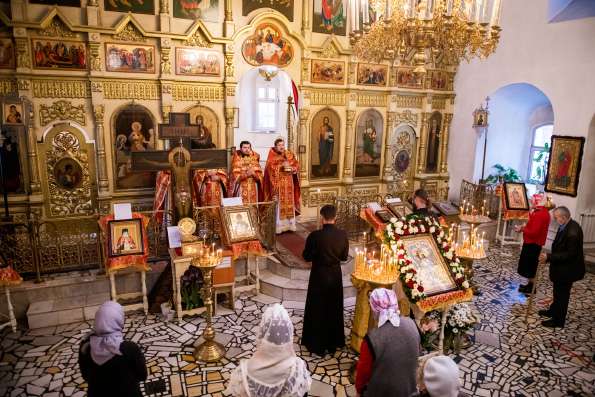 Казанский храм великомученицы Параскевы Пятницы отметил престольный праздник