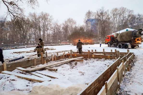 На Троицком кладбище Елабуги продолжается строительство часовни