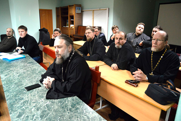 В Набережных Челнах состоялось расширенное собрание настоятелей храмов Закамского благочиния