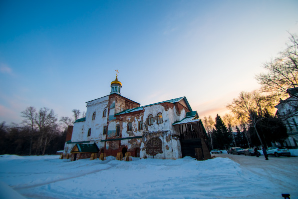 В канун Недели о блудном сыне митрополит Феофан возглавил всенощное бдение на Новоиерусалимском подворье