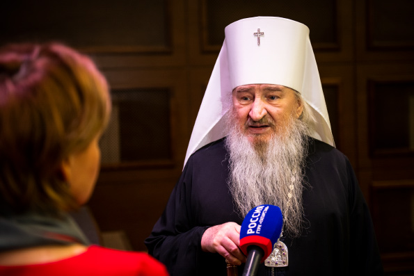 Митрополит Феофан: Паника — самый страшный вирус