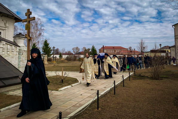 В Свияжском монастыре состоялось отпевание регента Никиты Воронина