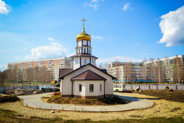 В Набережных Челнах завершается строительство Крестовоздвиженского храма