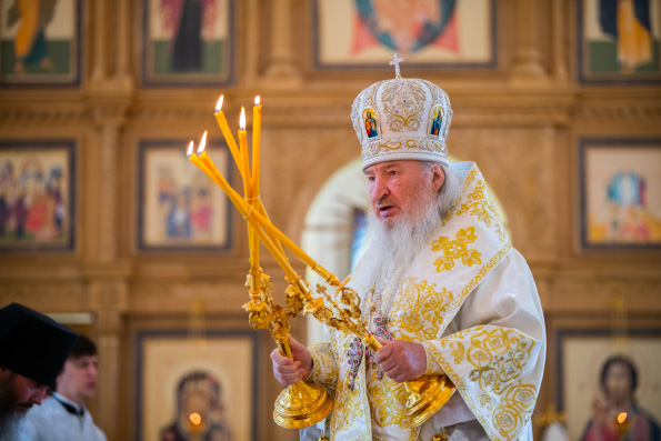 В Неделю 7-ю по Пасхе митрополит Феофан совершил Литургию в казанском храме в честь преподобного Сергия