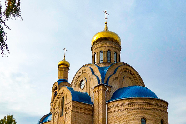Новый храм Казанской иконы Богородицы в Набережных Челнах впервые отметил престольный праздник