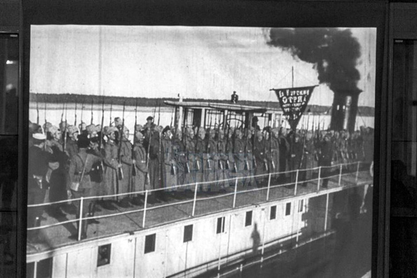 Студент Казанской духовной семинарии обнаружил в московском архиве уникальный кинодокумент времен Гражданской войны