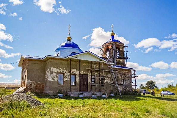 В восстанавливающемся храме села Клянчино состоялось торжественное богослужение по случаю престольного праздника