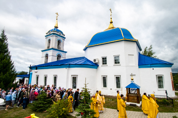 Викарий Казанской епархии возглавил престольный праздник в храме села Ильинка