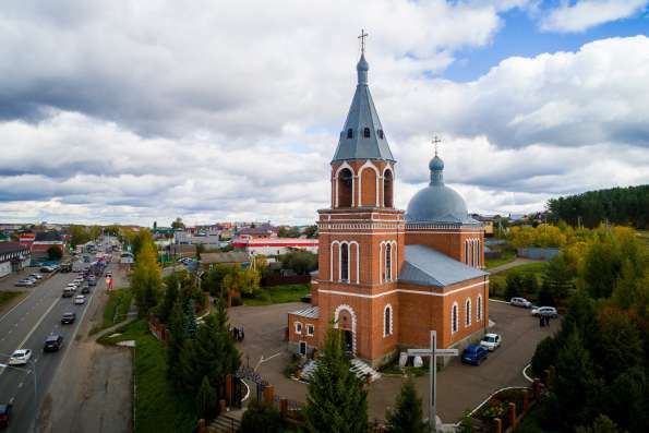 Храм Рождества Пресвятой Богородицы в селе Высокая Гора