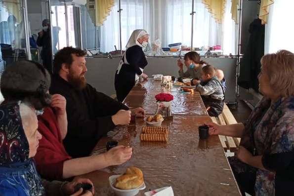 Елабужское сестричество милосердия открыло пункт горячего питания