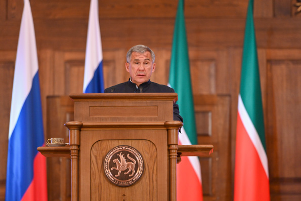 Глава Татарстанской митрополии присутствовал на ежегодном Послании Президента Республики Татарстан
