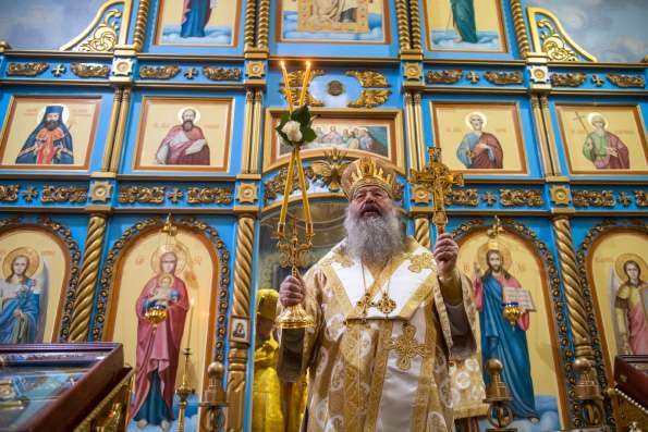 Митрополит Кирилл совершил Литургию в храме иконы Божией Матери «Умиление» города Чистополя 