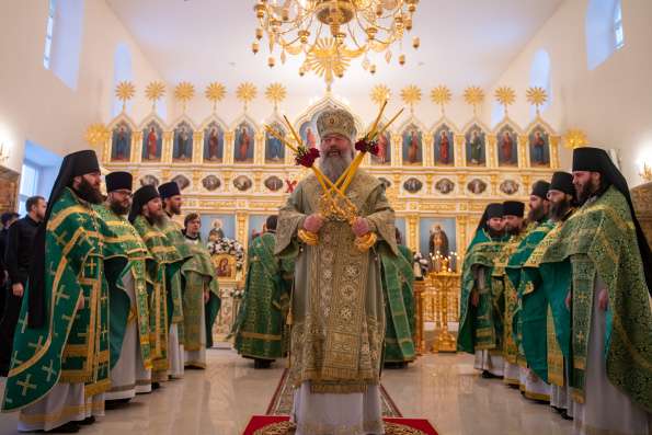 В день памяти праведного Симеона Верхотурского митрополит Кирилл совершил Литургию в храме при Казанском епархиальном управлении