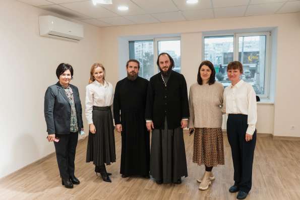 Представители исполкома Казани осмотрели новое здание воскресной школы Серафимовского храма