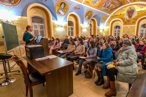 Духосошественский храм Казани открывает новый цикл лекций по семейной психологии
