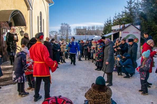 Казанский храм Иоанна Кронштадтского организовал народные гуляния по случаю Масленицы