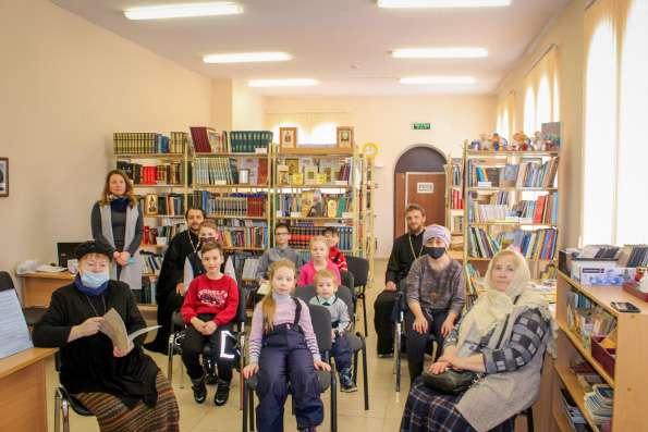 В храме священномученика Кирилла Казанского отметили День православной книги