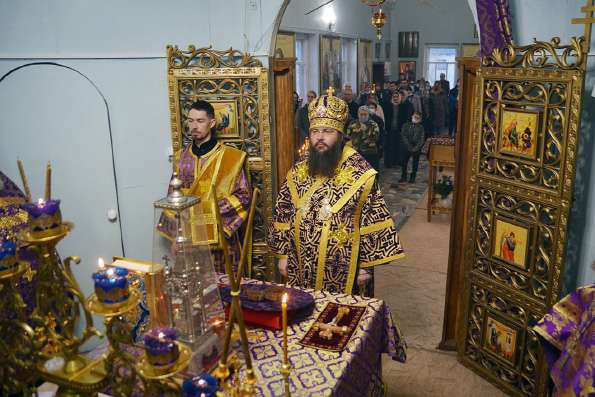 В Набережных Челнах проходят великопостные архиерейские богослужения