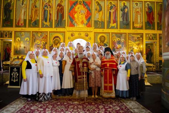 Иеромонах Роман (Модин): «Сестринское служение — с молитвой, а, значит, оно не знает выгорания»