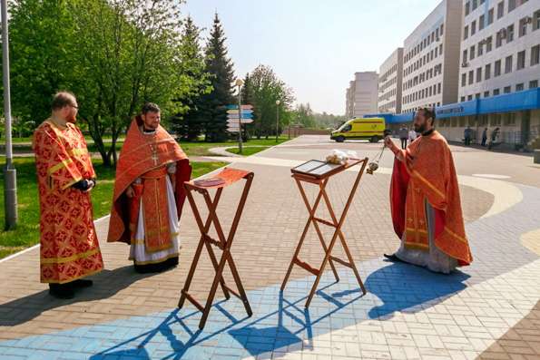 В Детской республиканской клинической больнице возносятся молитвенные прошения об исцелении пострадавших