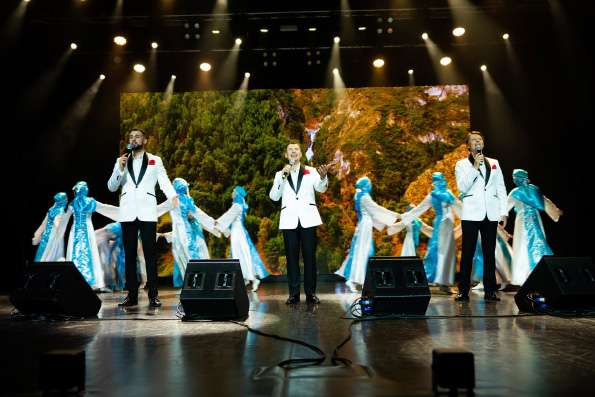 Фестиваль «Духов день в Суконной Cлободе» завершился концертом арт-группы LARGO