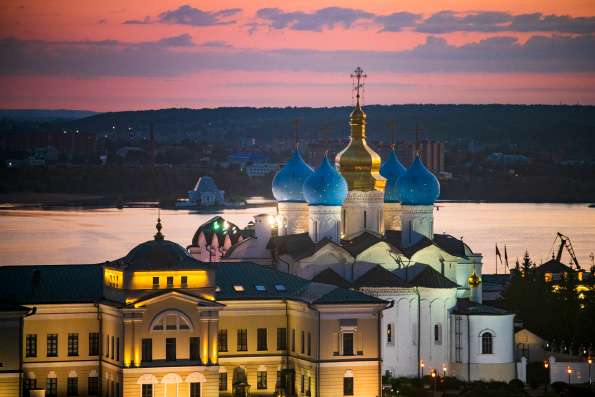 В канун праздника Казанской иконы Божией Матери в Благовещенском соборе состоялось торжественное богослужение