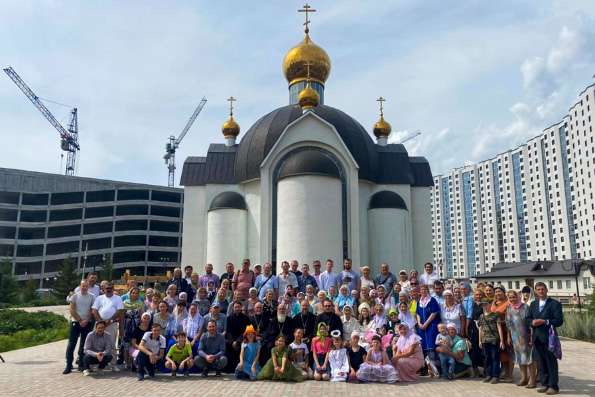 Приход преподобного Серафима Саровского в Набережных Челнах отметил 25-летие