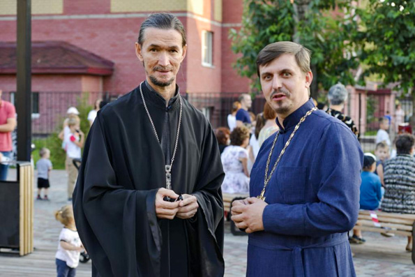 Священники Зеленодольского благочиния приняли участие в организации праздника, посвященного семье, любви и верности