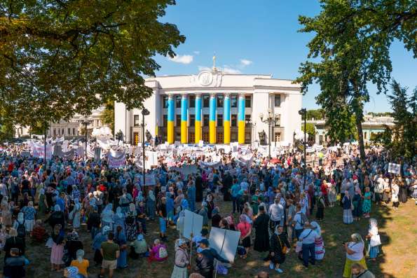 Митрополит Иларион: Позорный визит Патриарха Варфоломея на Украину продемонстрировал всему миру плоды его деяний