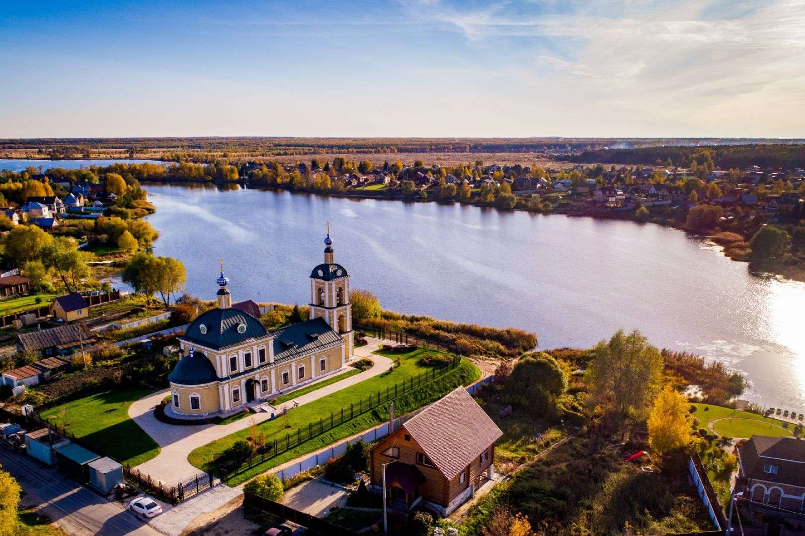 В праздник Покрова Богородицы митрополит Кирилл освятил отреставрированный Покровский храм в селе Тарлаши