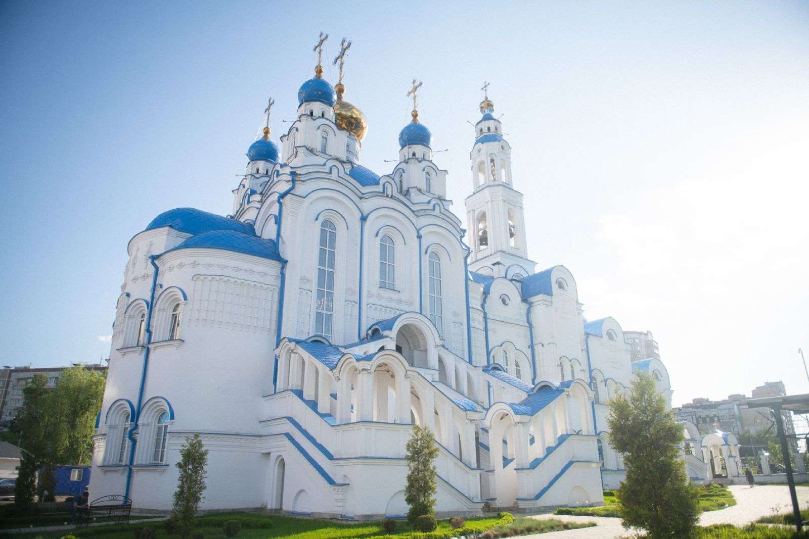 В канун праздника Владимирской иконы Божией Матери митрополит Кирилл совершил всенощное бдение в Александро-Невском храме